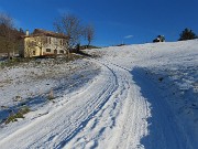 Monte VACCAREGGIO (1474 m) da Lavaggio di Dossena-11dic24 - FOTOGALLERY